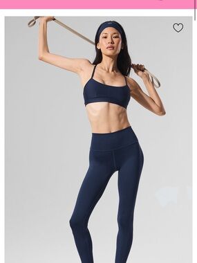 NWOT Alo Airlift Sports Bra (S) and Leggings (XS) navy SET